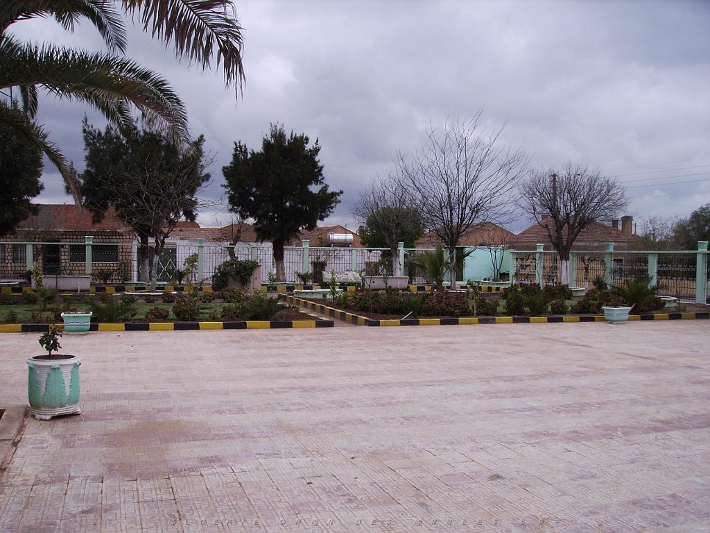 ZEGLA LE VILLAGE 11 Jardin public.jpg - DIGITAL IMAGE 